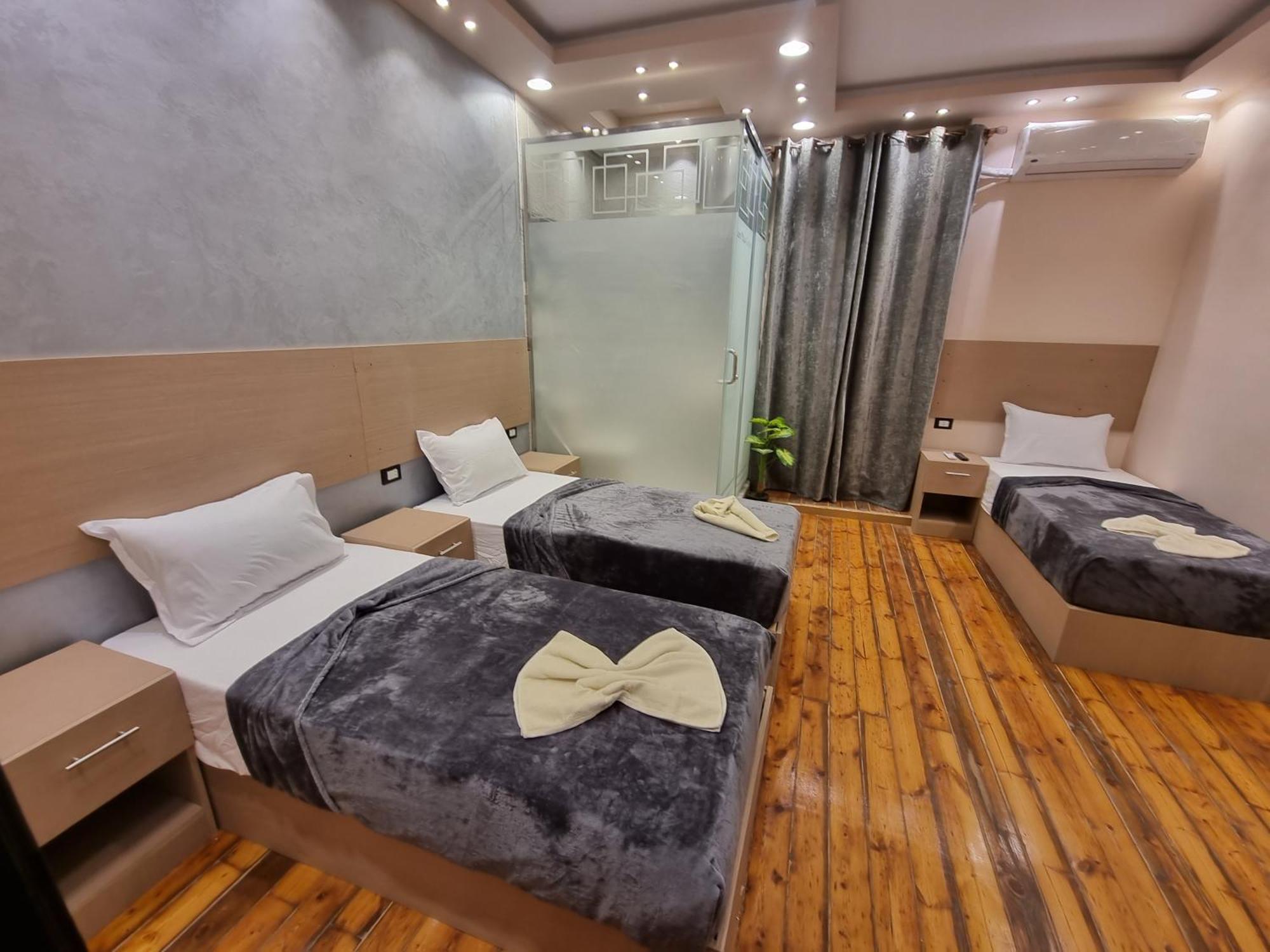 Alshawarbi Plaza Hotel Kairo Exteriör bild