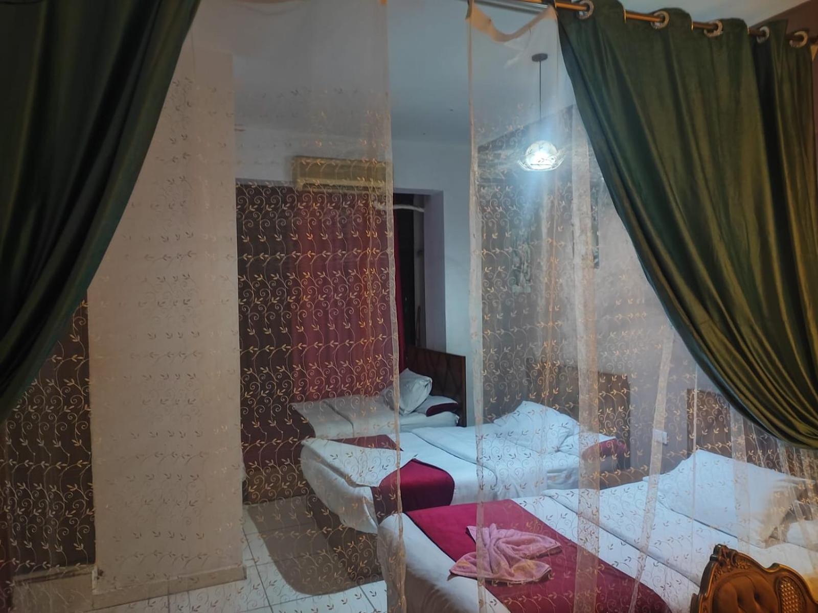 Alshawarbi Plaza Hotel Kairo Exteriör bild